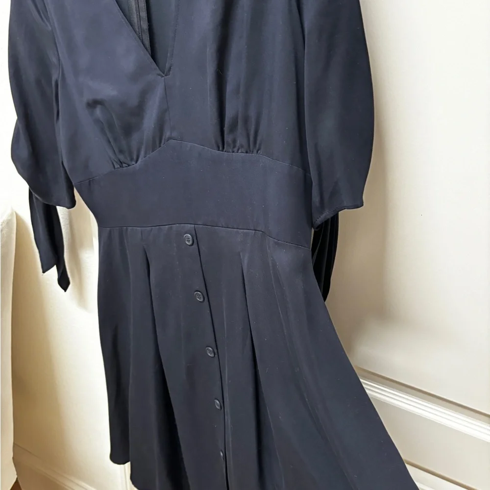 Gianni Bini. Beautiful dress. Navy Blue, lined with pockets - Picture 6 of 8